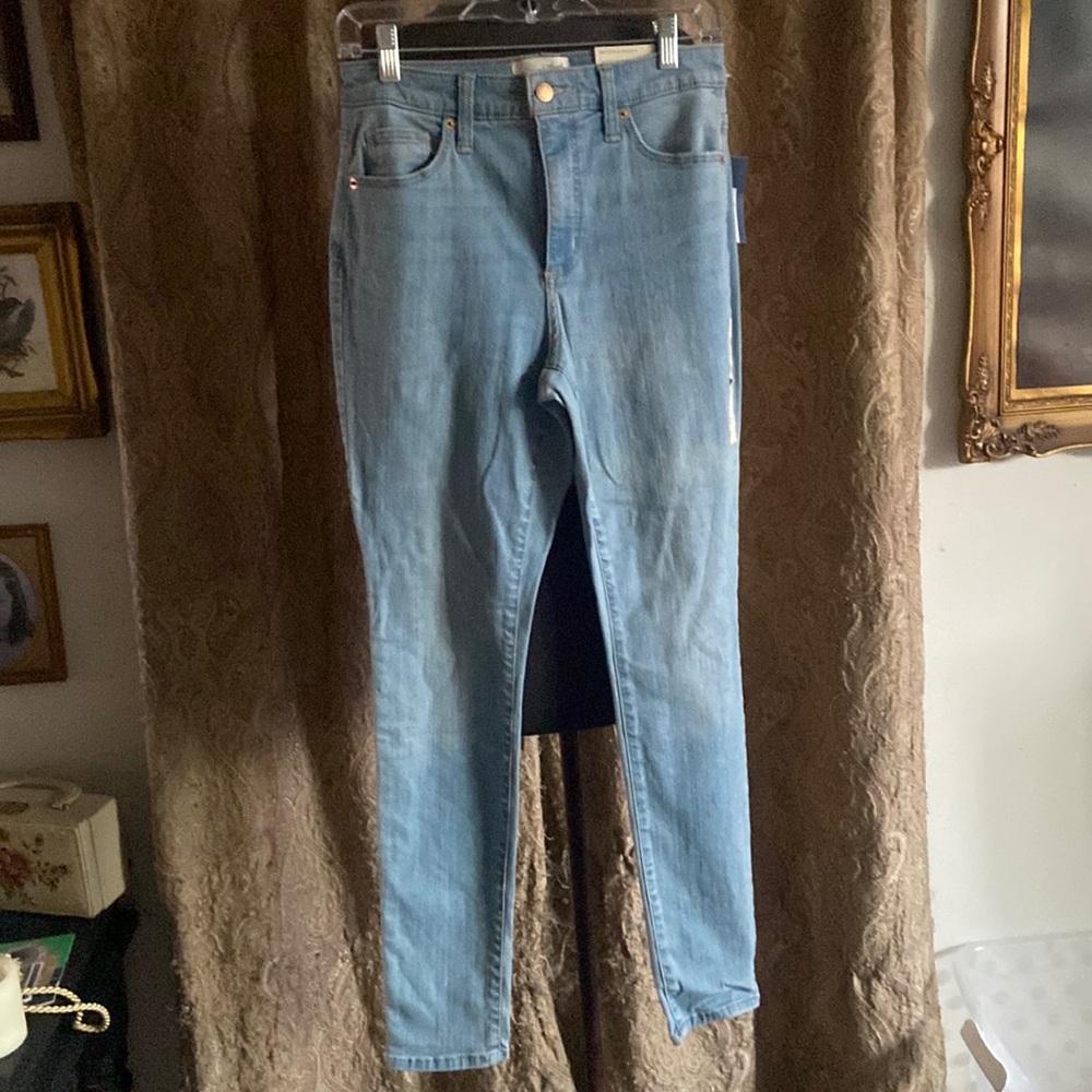 Universal Thread High Rise Skinny Jeans